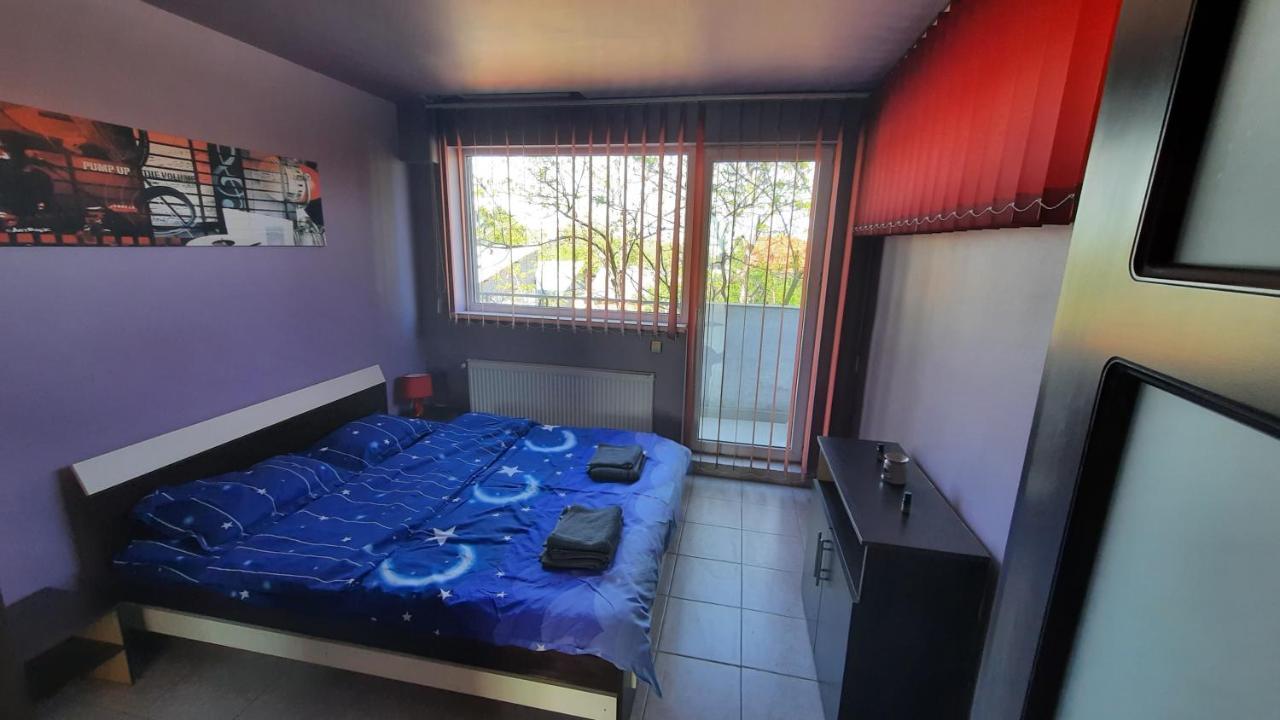 Spacious, Modern Condo In New Villa - Sleeps 6 Bukurešť Exteriér fotografie